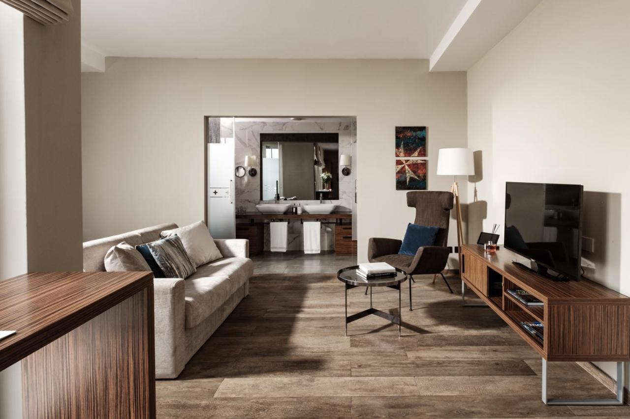 1926 Le Parisot Boutique Suites 瓦莱塔 外观 照片